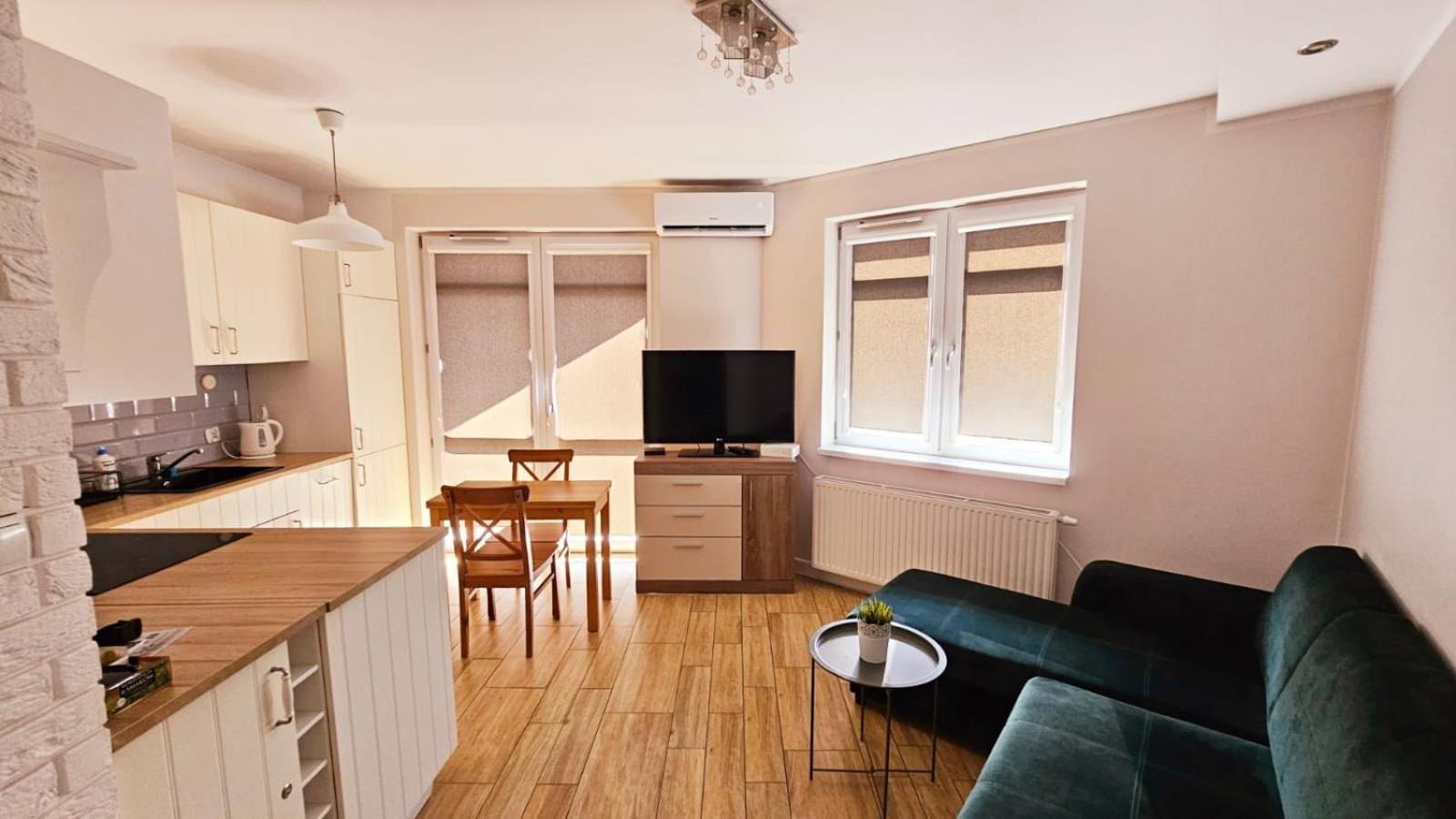 Apartament Mlynarska Pila Exterior photo